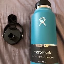 Never Used  Hydro Flask 32 Oz With Flex Chug Top