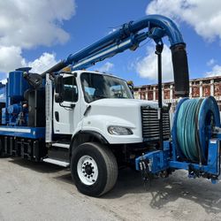 2011 Freightliner M2 Vac-Con Vacuum Jetter Combo Truck