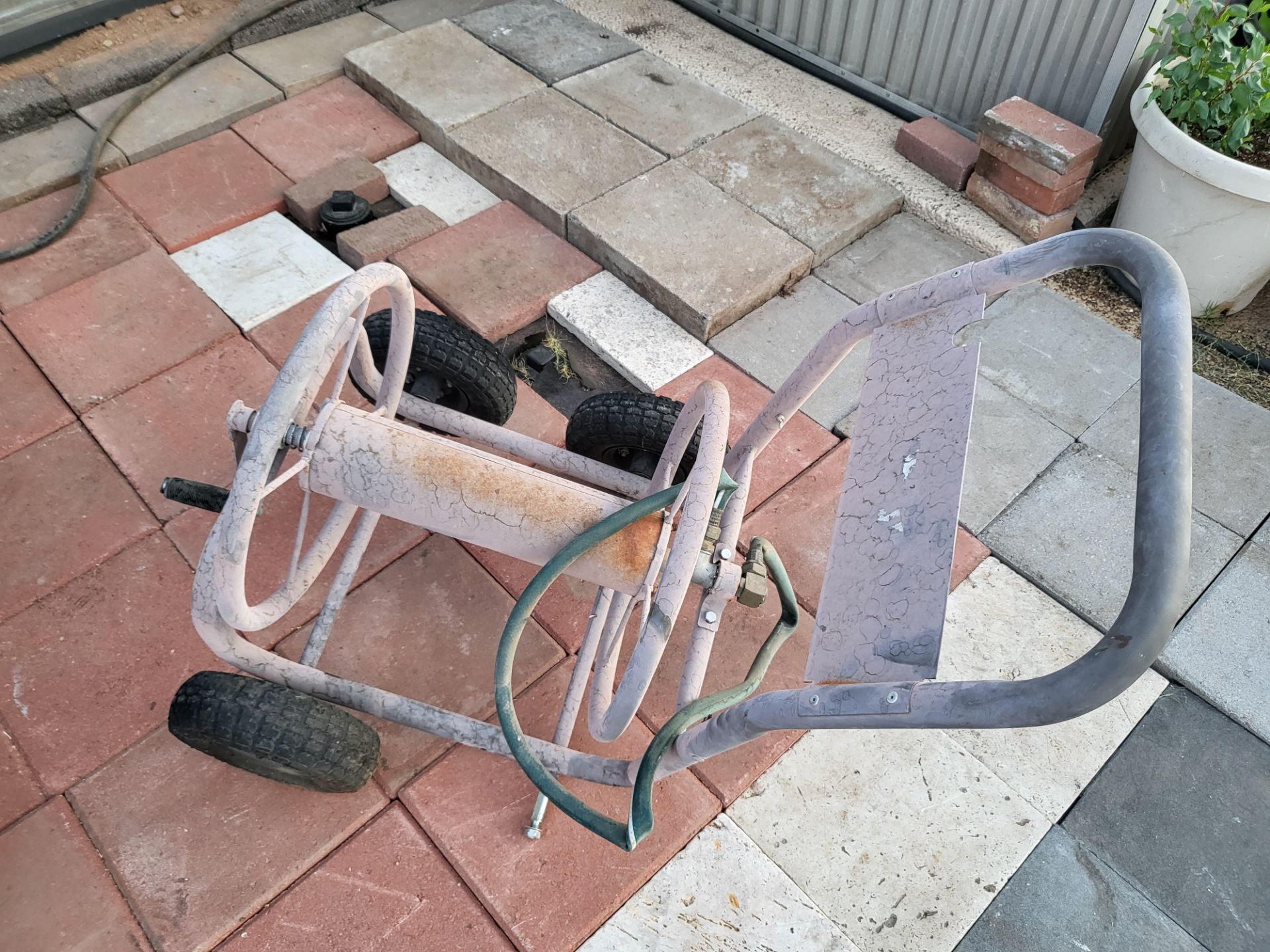 Hose cart
