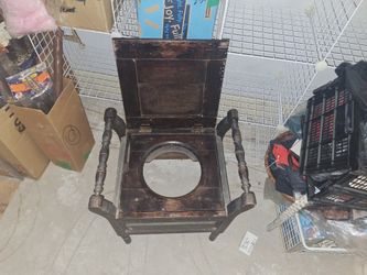 Chamber Pot