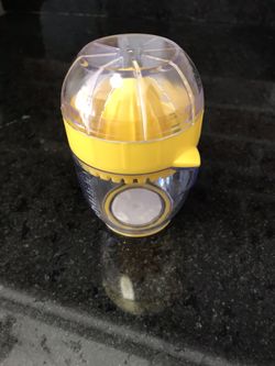 Lemon/Lime Citrus Reamer with Container -Excellent Condition
