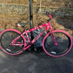 Pink Camo Blocks Flyer SE Bike