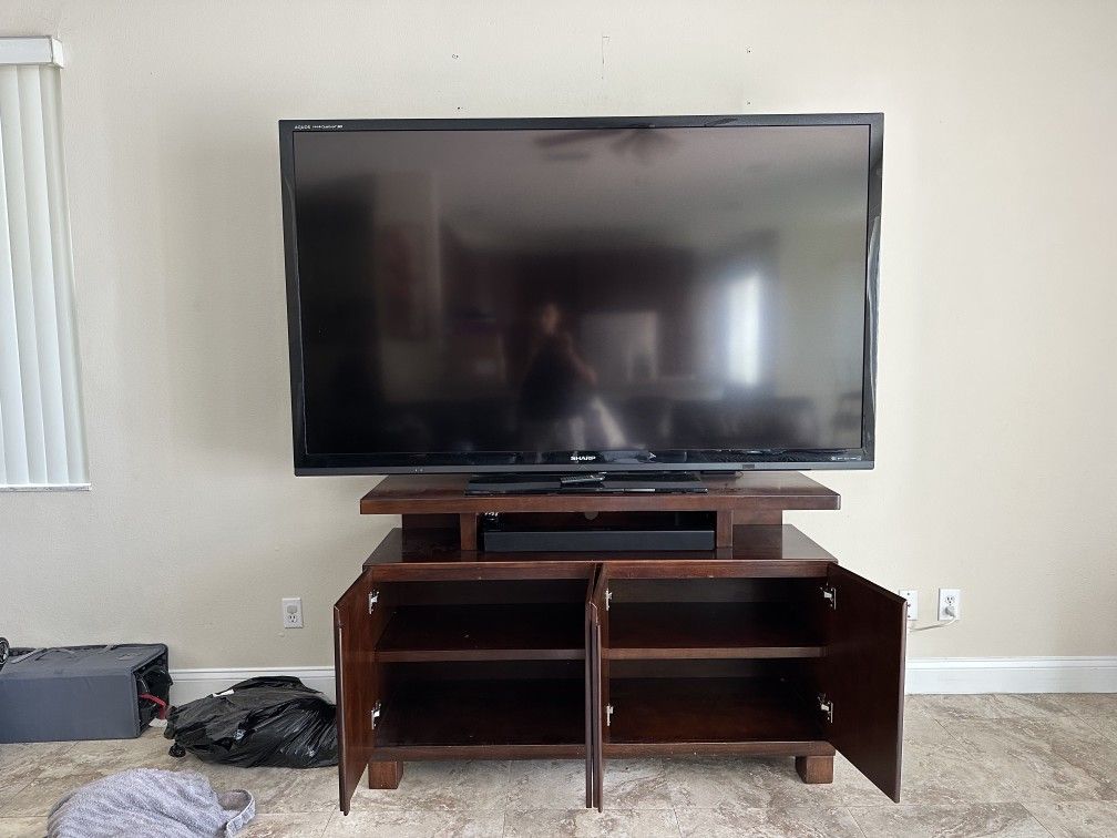 Sharp Aquos LED 3D 85” TV