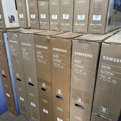 75” Samsung 4K Smart TV (UN75DU7200) 