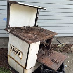 Rusty Cute Antique Stove-Free