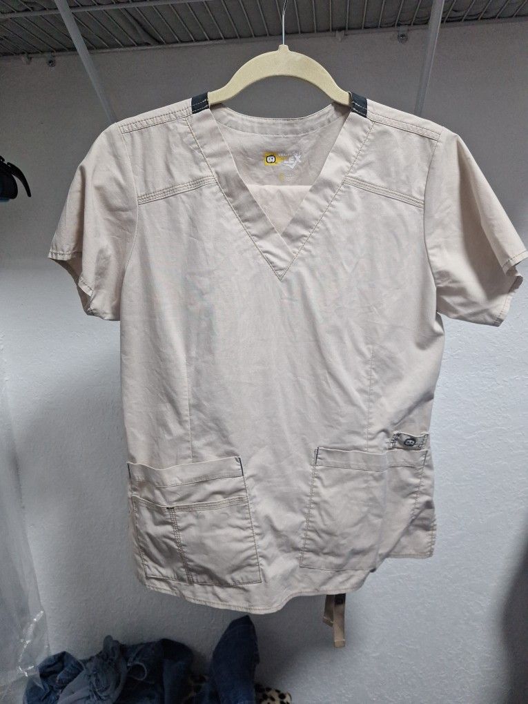 Women Scrub Sets: Small