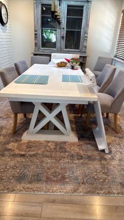 Dining table ONLY