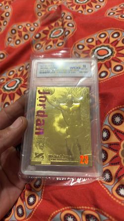 1997 Skybox Michael Jordan 23KT Gold Hologram Card WCG 10