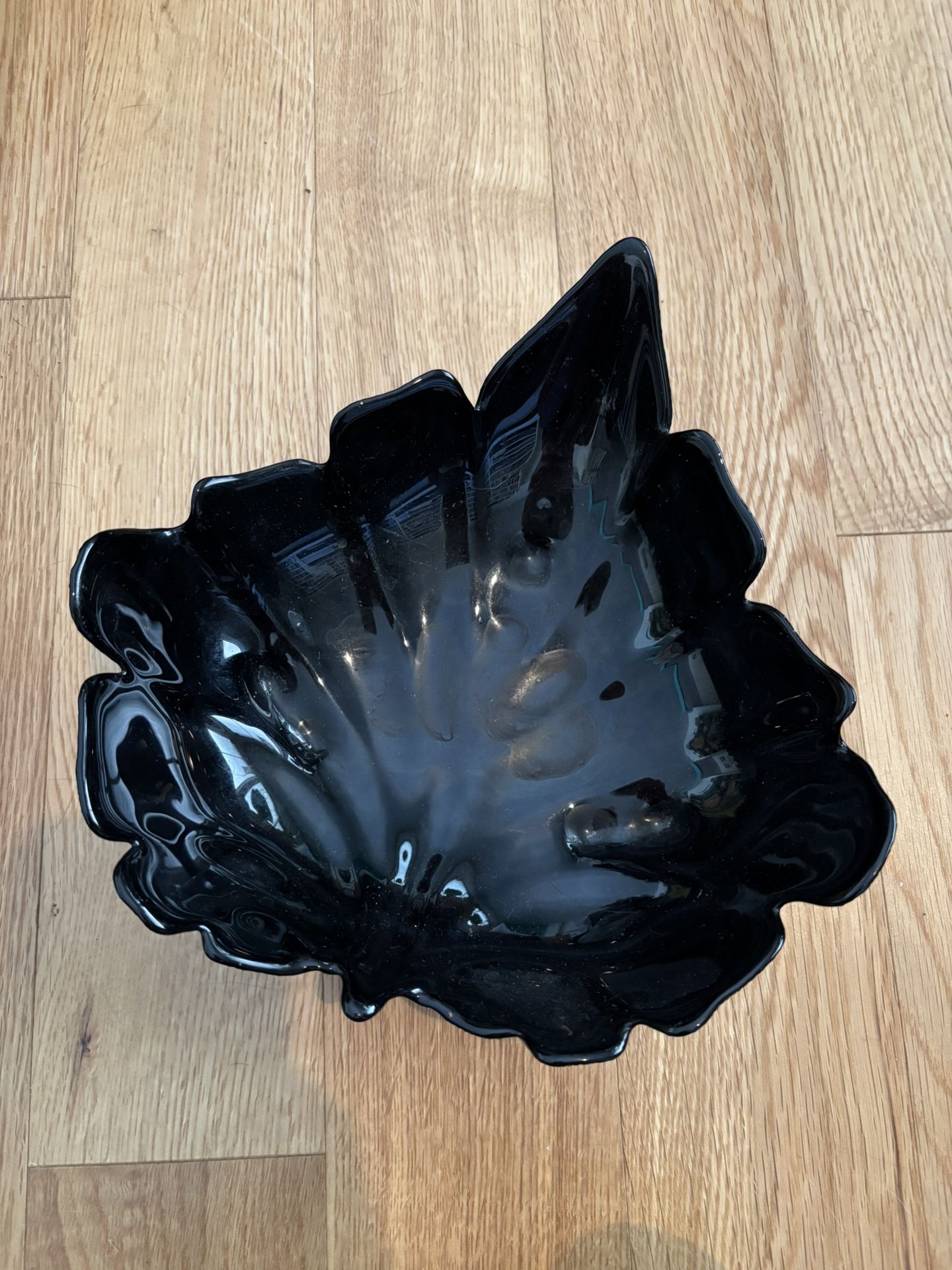 Gorgeous 1930s Black Leaf Bowl