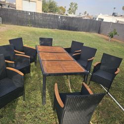 Patio Set With 8 Chairs