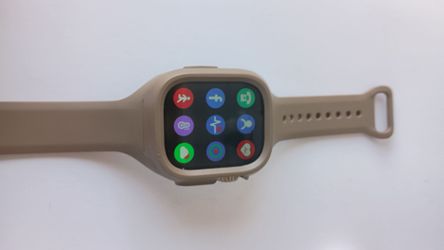 Apple Smartwatch, It Has A Case Protector, Phone, Heart Monitor, Gps, Limited Edition, In Great Condition