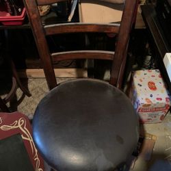 3 Bar Stools