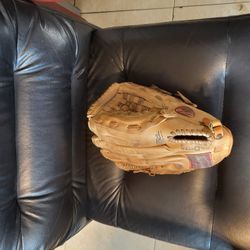 Baseball Glove 