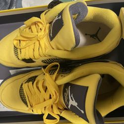 Jordan 4 Lightning 