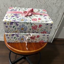 Baby Girl Bassinet Sheets & Receiving Blankets Bundle