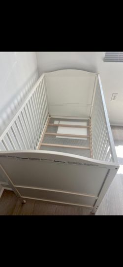 Crib With Mattress