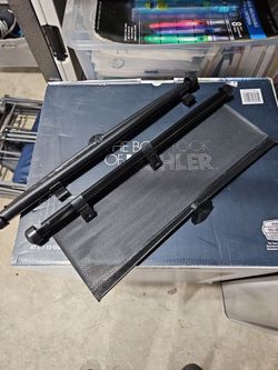 Car window retractable shade
