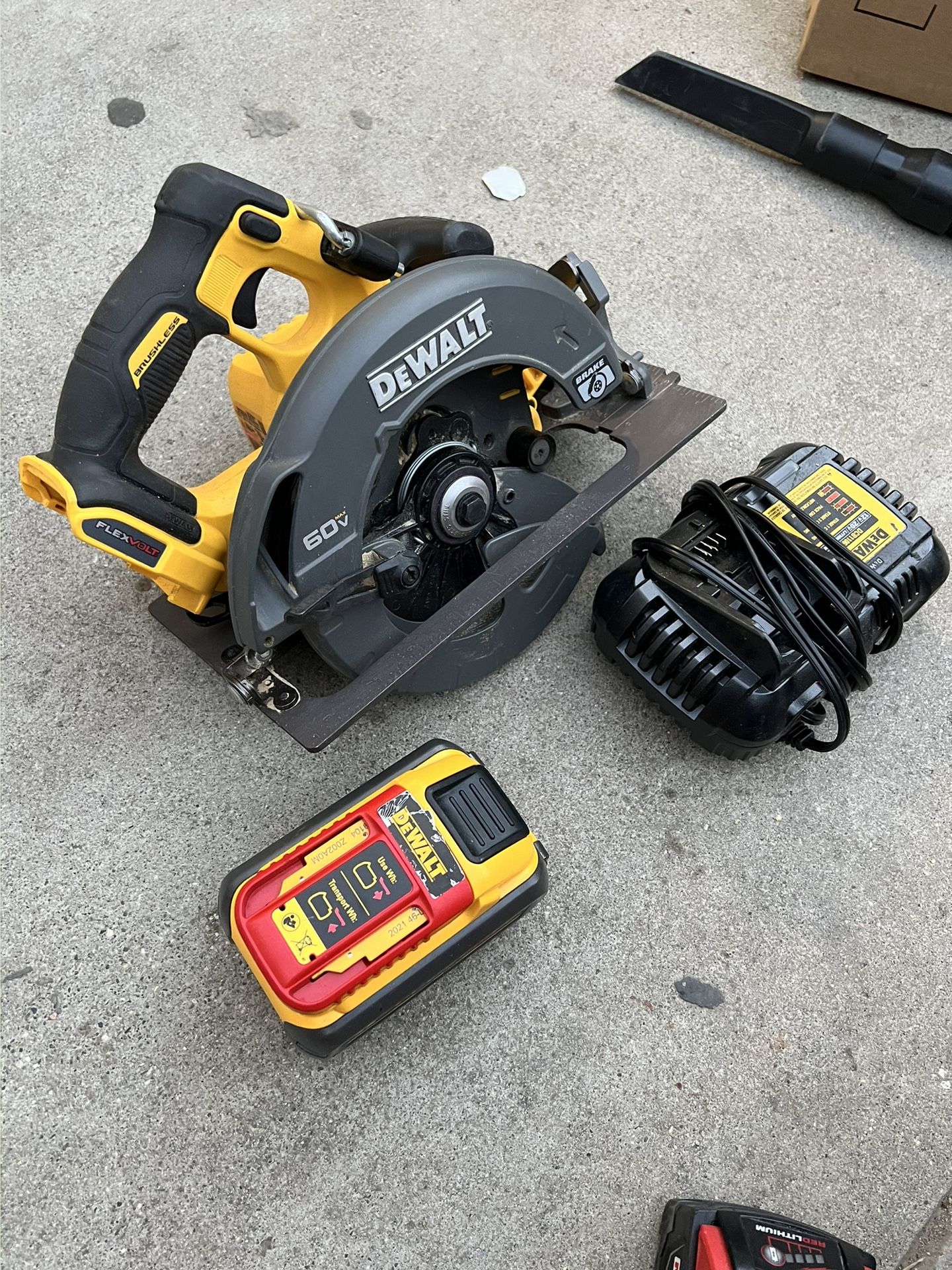 Dewalt 60v Flexvolt Skillsaw