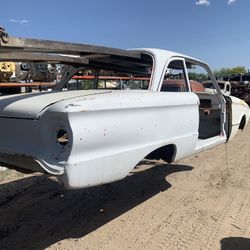 Two Door Ford Falcon ( 1963 )