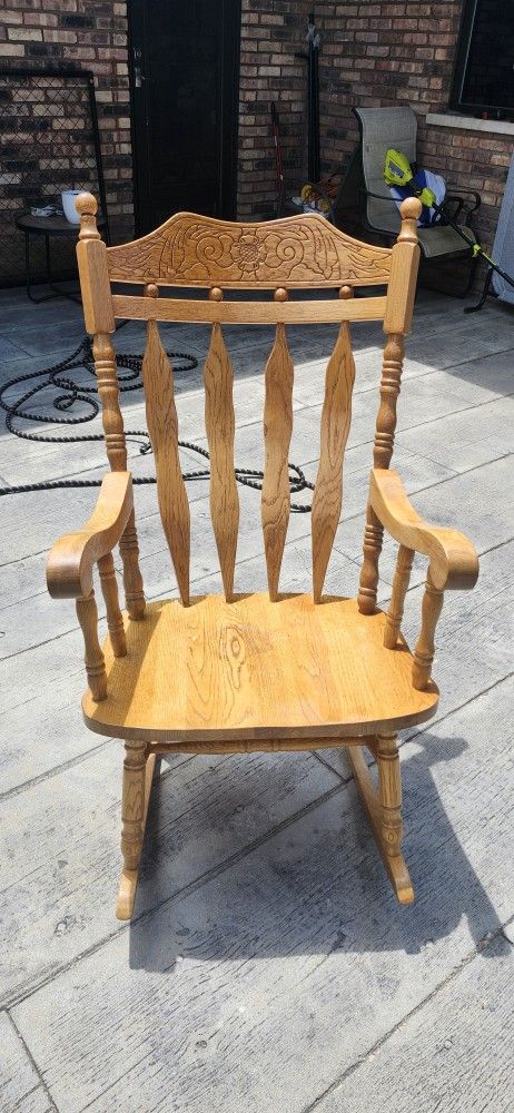 Wood Rocking Chair