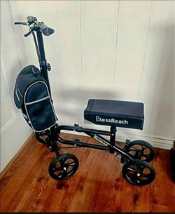 BLESSREACH KNEE SCOOTER/WALKER. FOLDABLE, ADJUSTABLE,  STEERABLE,  DETACHABLE BAG. EXCELLENT CONDITION!