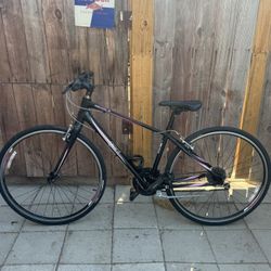 Women’s Giant brand Bike Escape 1 W