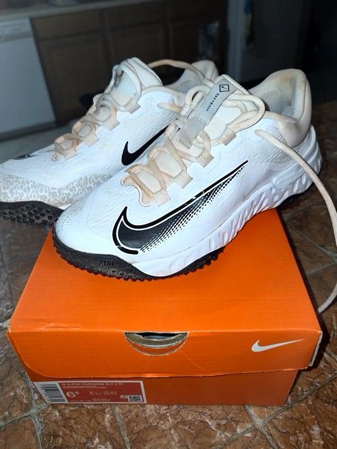 Softball Turf Shoes