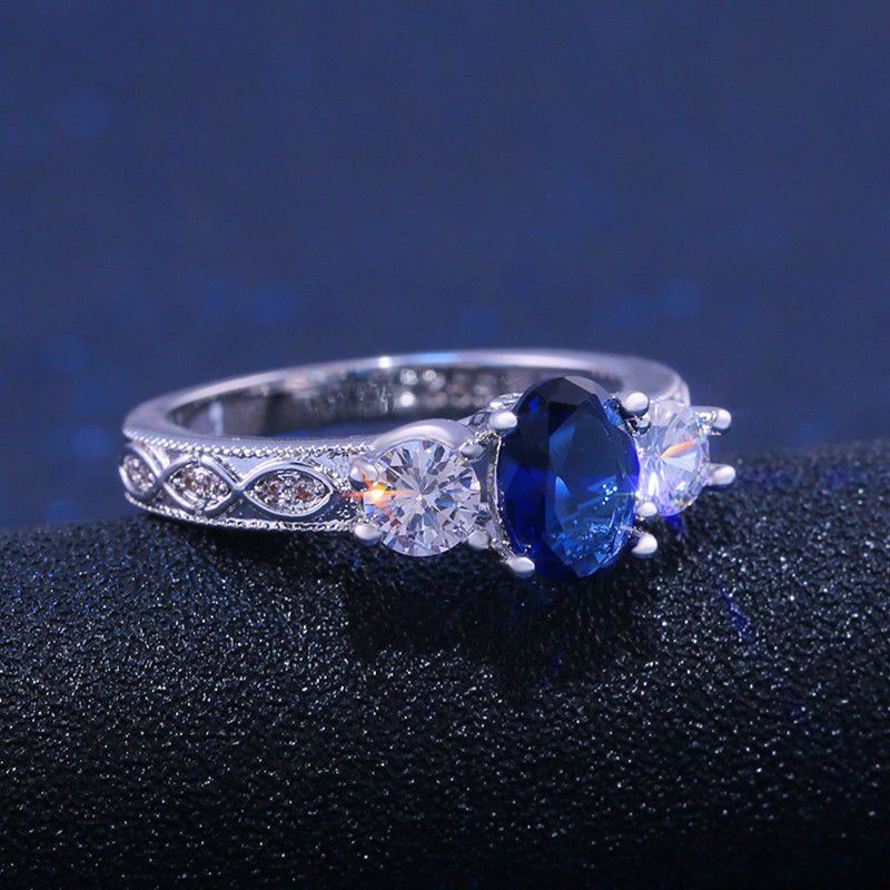 "Noble Anillo Oval Royal Blue Gemstone Dainty Silver Ring for Women, VIP405
  
  