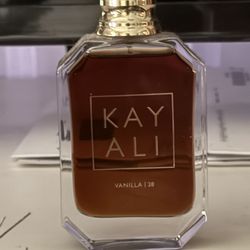 Huda Beauty Kay Ali  Vanilla 28 100 Ml (3.38 Oz)Eau De Perfume