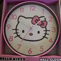 Hello kitty clock