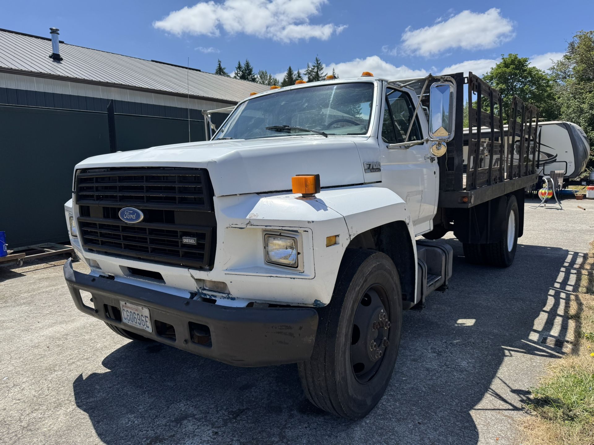 1993 FORD F700