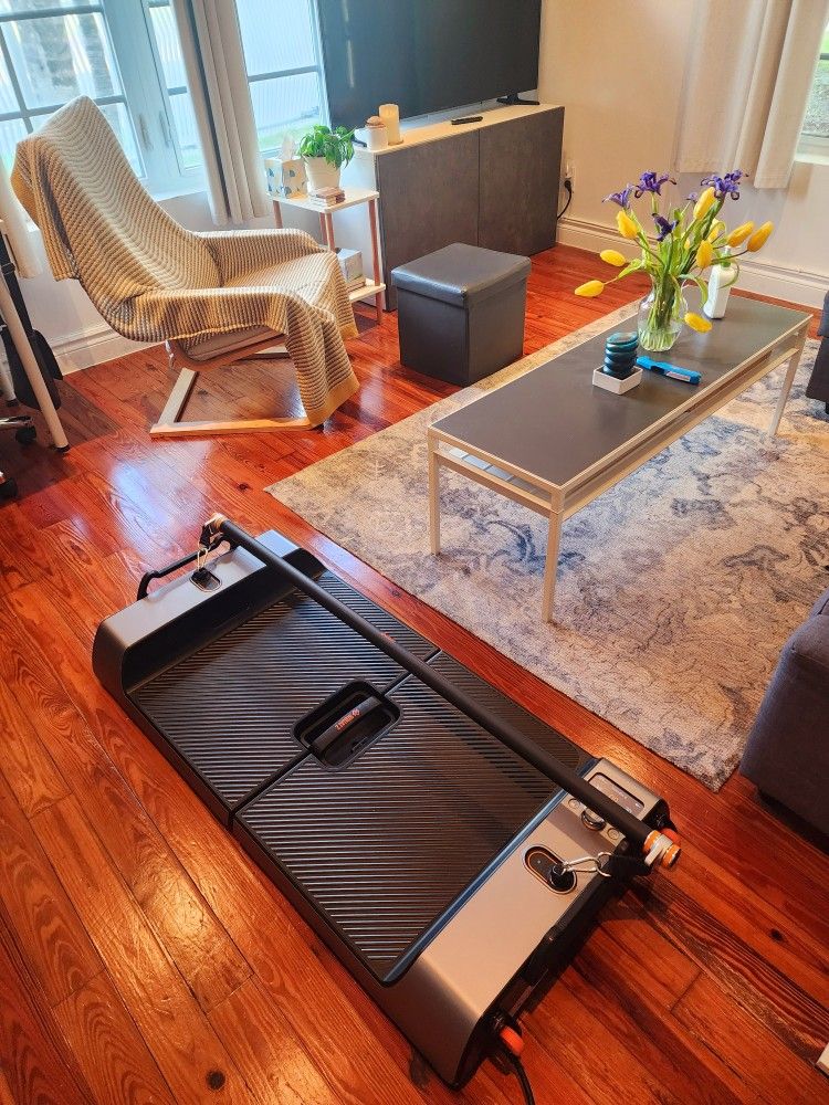 💪🏼Home Gym💪🏼 SQUATZ APOLLO BOARD w/ bench & bluetooth bar & more accessories for total body workout.