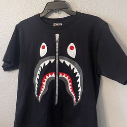 Size Medium BAPE Shark Tee ‘Black’