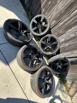 Camaro ss stock wheels 20” 5x120