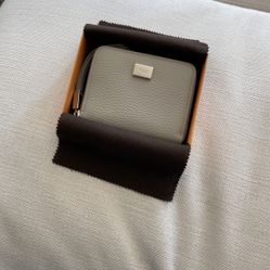 Tod’s Women’s Grigio Pebbled Leather Wallet