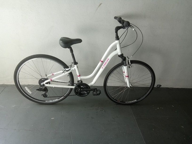BICYCLE TREK 21 SPEED SIZE 29 BRAND NEW 
