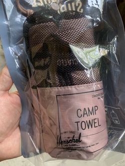 HERSCHEL camp Towel