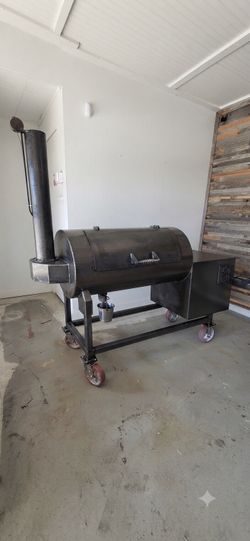 New Custom 60 Gallon Offset Smoker