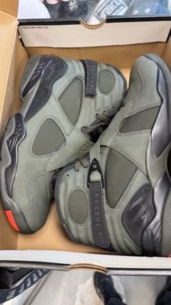 Undefeated 8s size 10