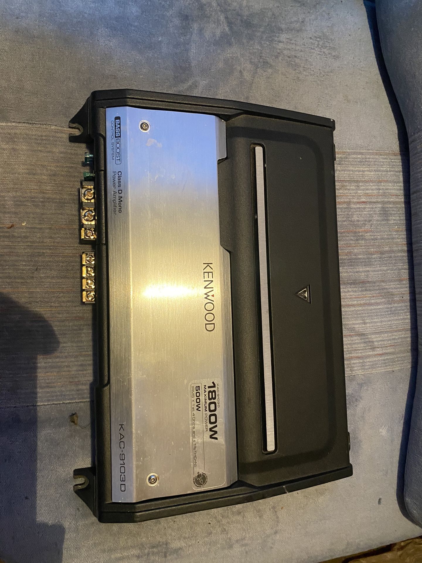 Kenwood 1800 Watt Amplifier