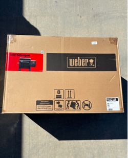 Brand New Weber Smoque 22” Pellet Smoker