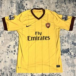 Vintage Nike Arsenal 2010/11/12/13 Soccer jersey