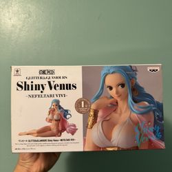 Nefertari Vivi Glitters & Glamours Figure