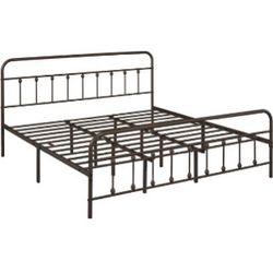 Classic Iron Platform Bed with High Headboard and Footboard, Strong Metal-Framed Bed with Storage