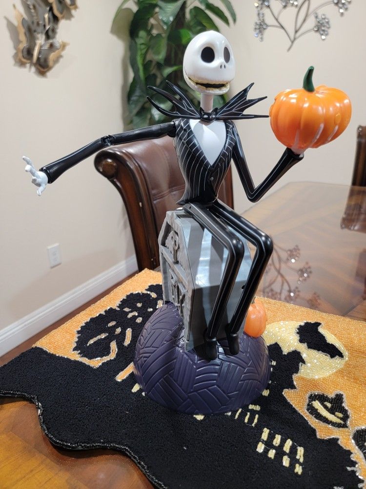 Jack Skellington Popcorn Bucket