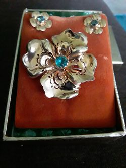 Vintage Regal brooch and earring set