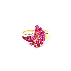 Stunning 14K Gold Rubies Ring