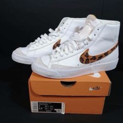 NIKE W BLAZER MID '77