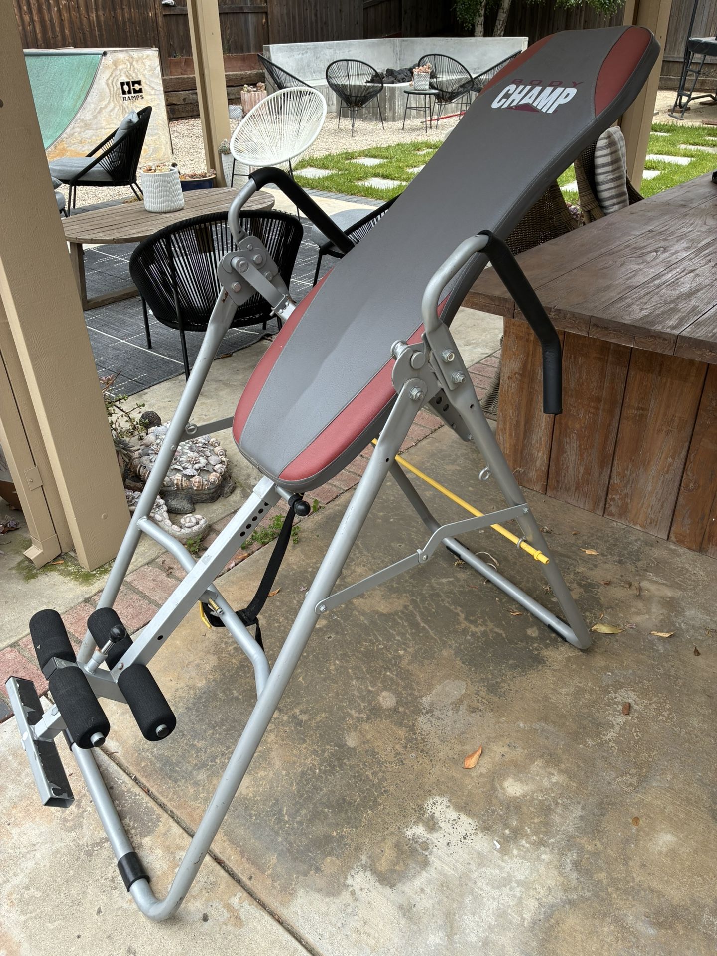 Back Therapy Inversion Table