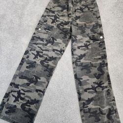 Petite XS Camo Print Pants